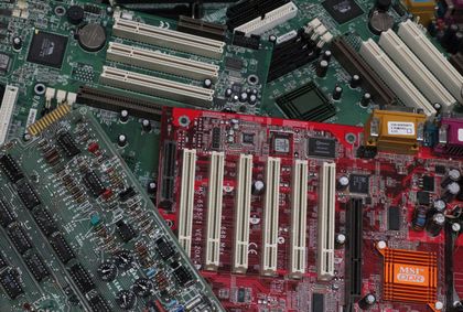 Motherboards, Grafikkarten, ...